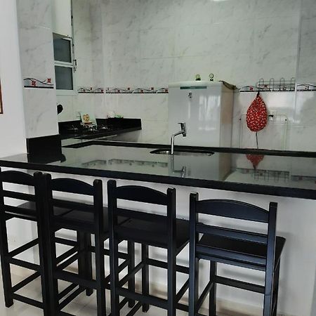 Kitnet Guaruja Pitangueiras Apartman Kültér fotó